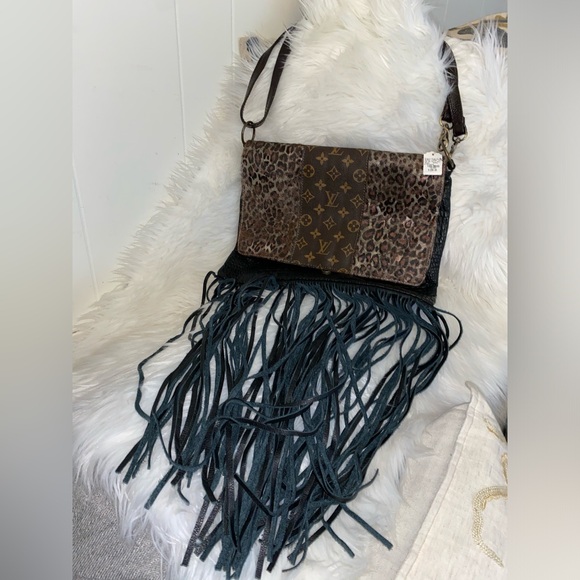 NWT Gypsy Upcycled Fringe Leather & Louis Vuitton Canvas Crossbody Bag - Picture 2 of 11